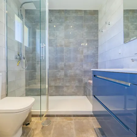 Cubo's Tennis Paradise Duplex Apartment *
