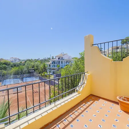 Cubo's Tennis Paradise Duplex *